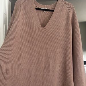 Athleta L pink / mauve split hem sweater